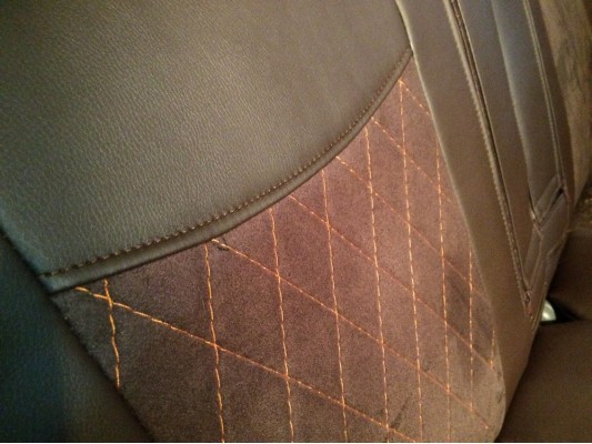 Авточехлы на Honda CR-V Авточехлы на Honda CR-V