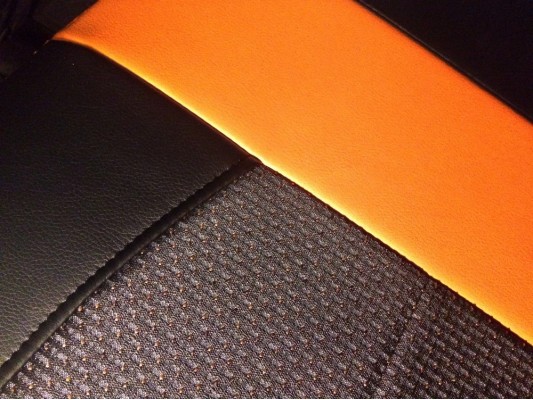 Авточехлы на Lada Kalina 2 Авточехлы на Lada Kalina 2