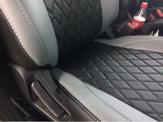 Авточехлы на Peugeot 4007 Авточехлы на Peugeot 4007