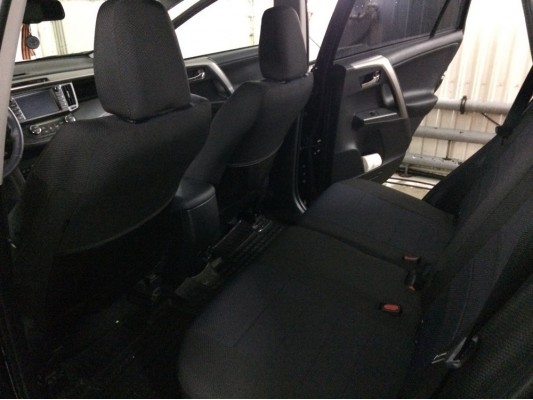 Авточехлы на Toyota RAV 4 CA40 Авточехлы на Toyota RAV 4 CA40