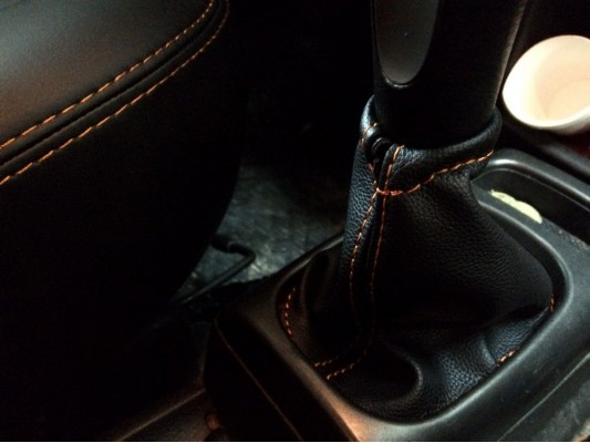 Перетяжка рычага и чехла КПП Перетяжка рычага и чехла КПП